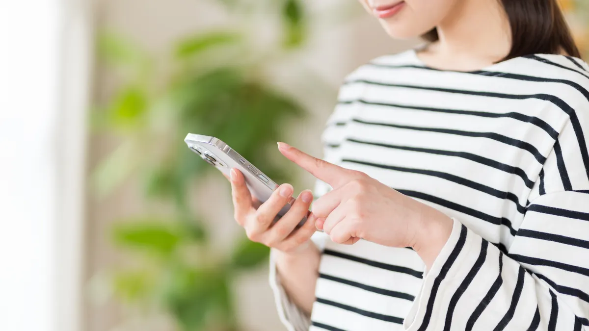 LinkedIn in Japan: Why It's Small, and What B2B Marketers Should Do Instead